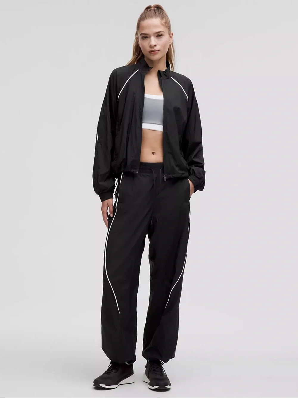 Lululemon License to Train Mid-Rise Lightweight Jogger